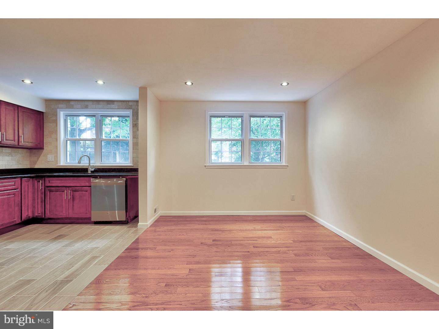 3633 Salina Road Philadelphia, PA 19154 - Photo 6 of 12 Family Room