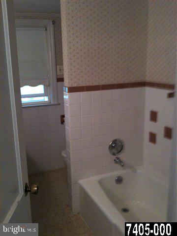 41 Ridgeway Drive York, PA 17404 - Photo 9 of 13 Gallery Image 9