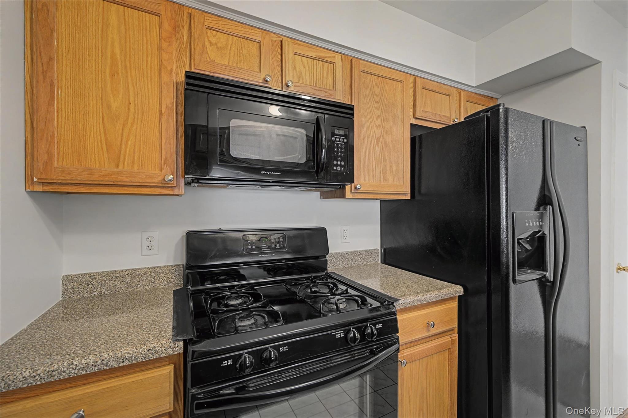 261 Ruth Court Middletown, NY 10940 - Photo 12 of 23