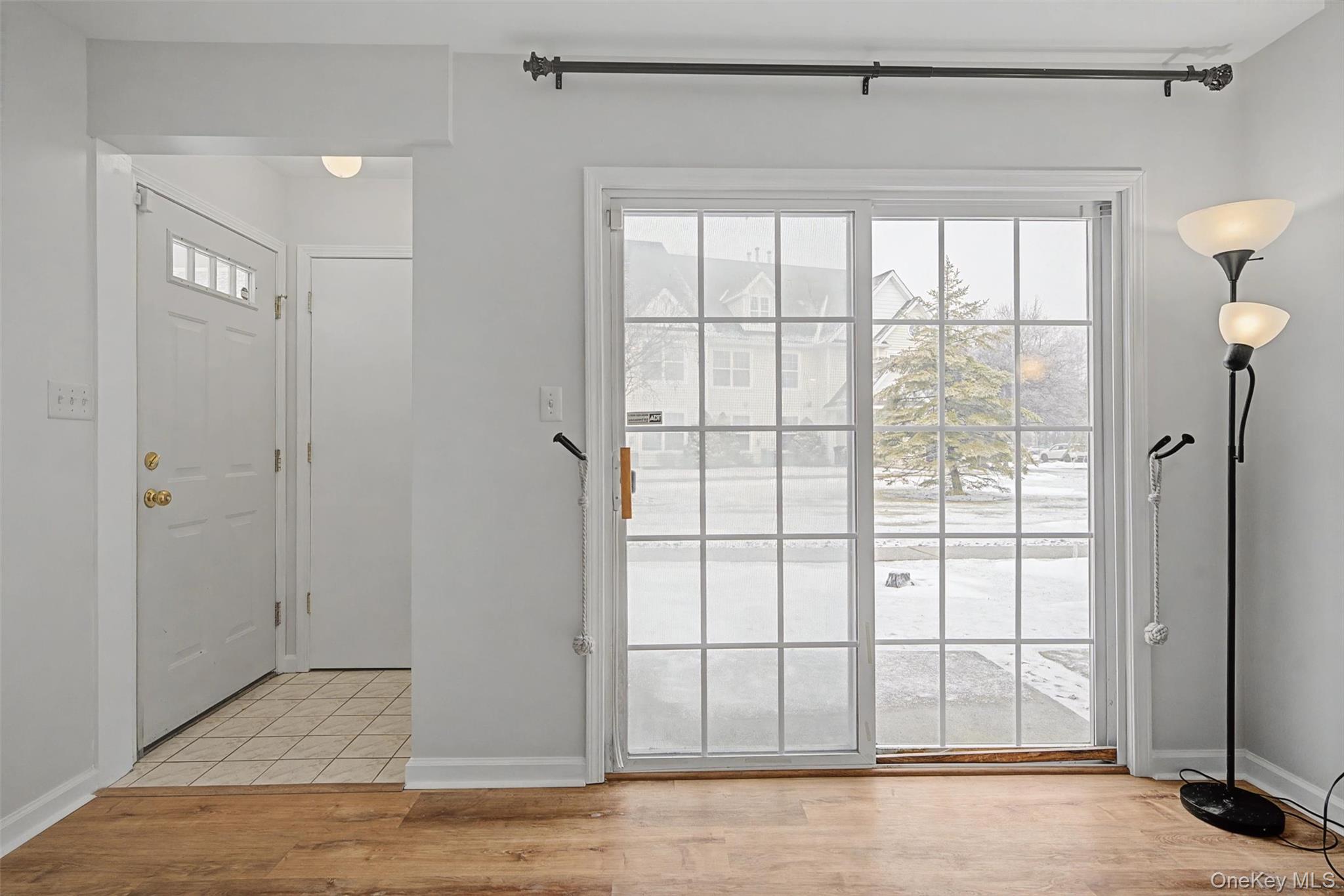 261 Ruth Court Middletown, NY 10940 - Photo 5 of 23