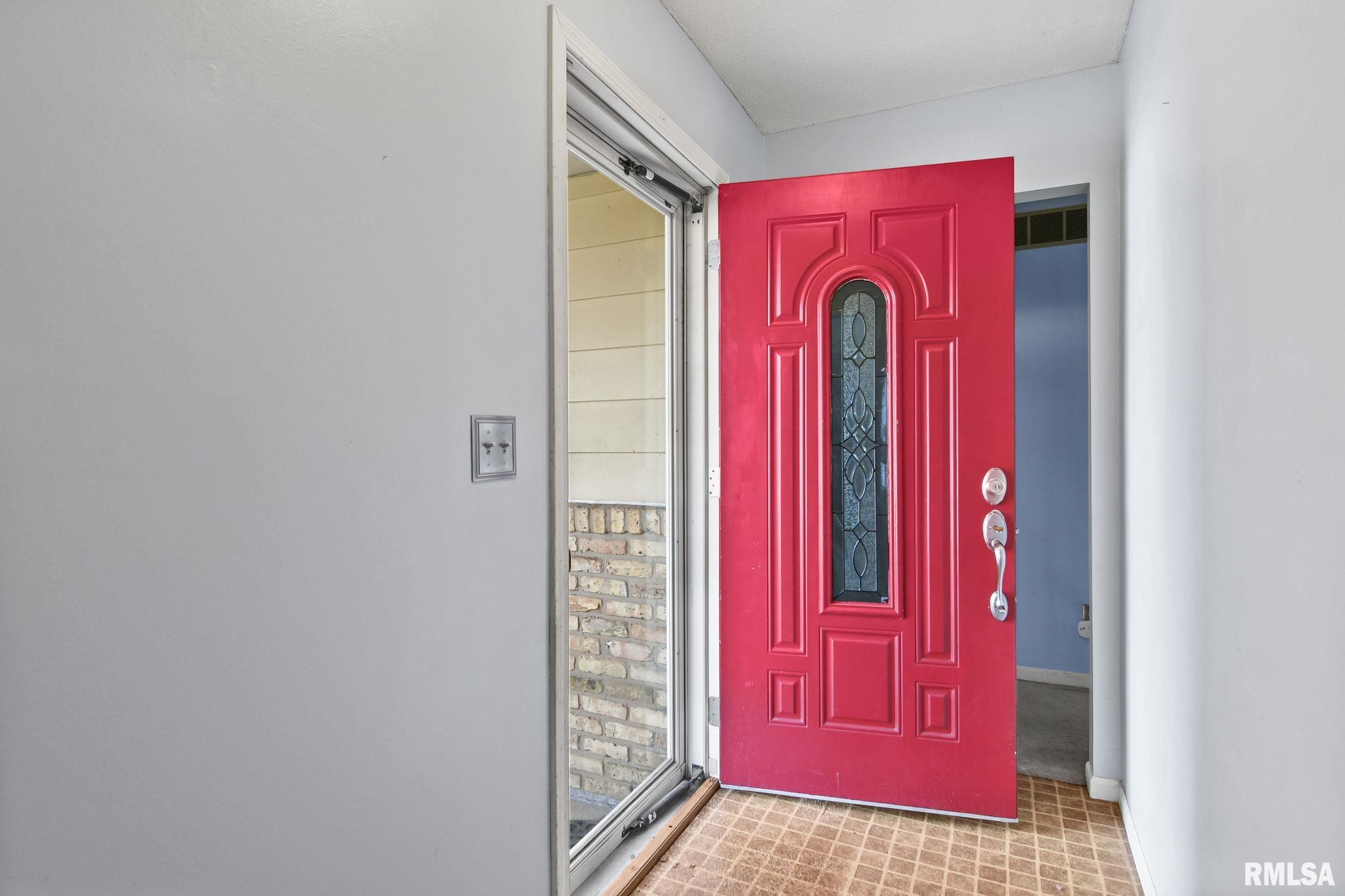 224 Stutely Lane Springfield, IL 62704 - Photo 5 of 32