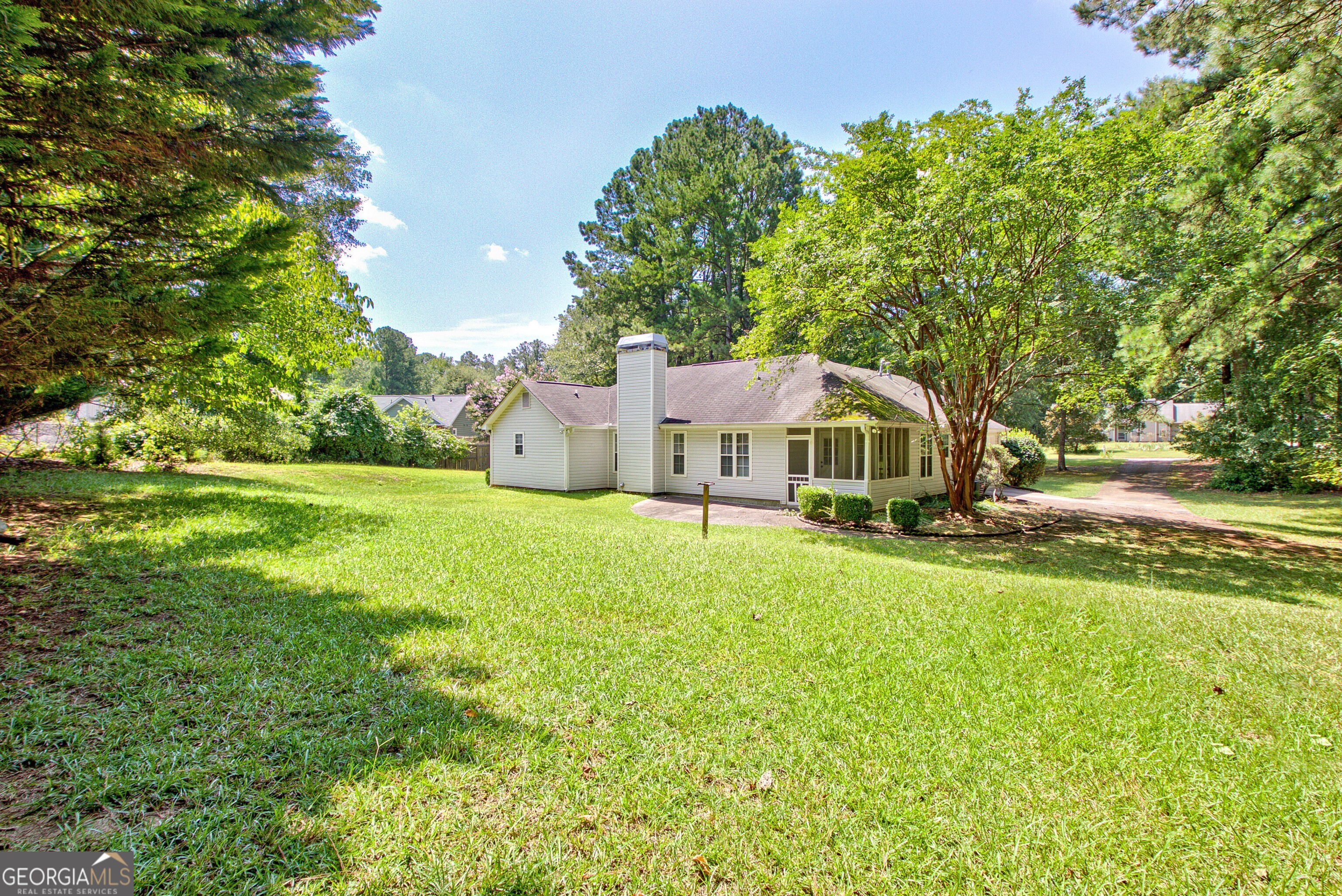 45 Paces Landing Drive Newnan, GA 30263 - Photo 28 of 31 a front view of a house with yard and green space