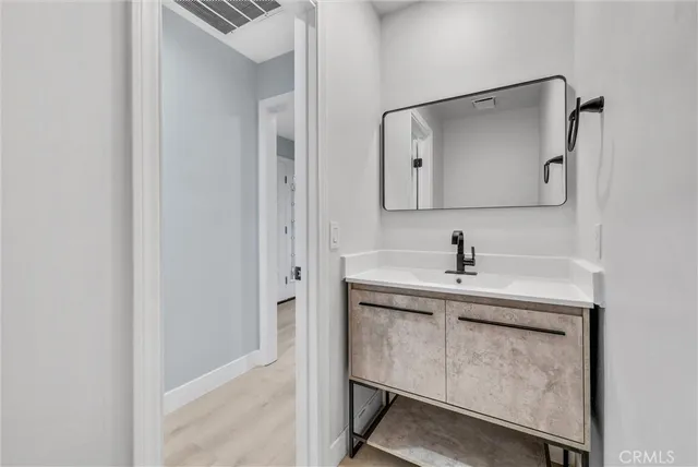 $1,100,000 | 30279 Clear Water Drive, Canyon Lake, CA 92587