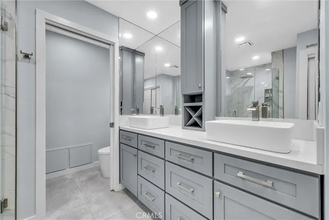 $1,100,000 | 30279 Clear Water Drive, Canyon Lake, CA 92587