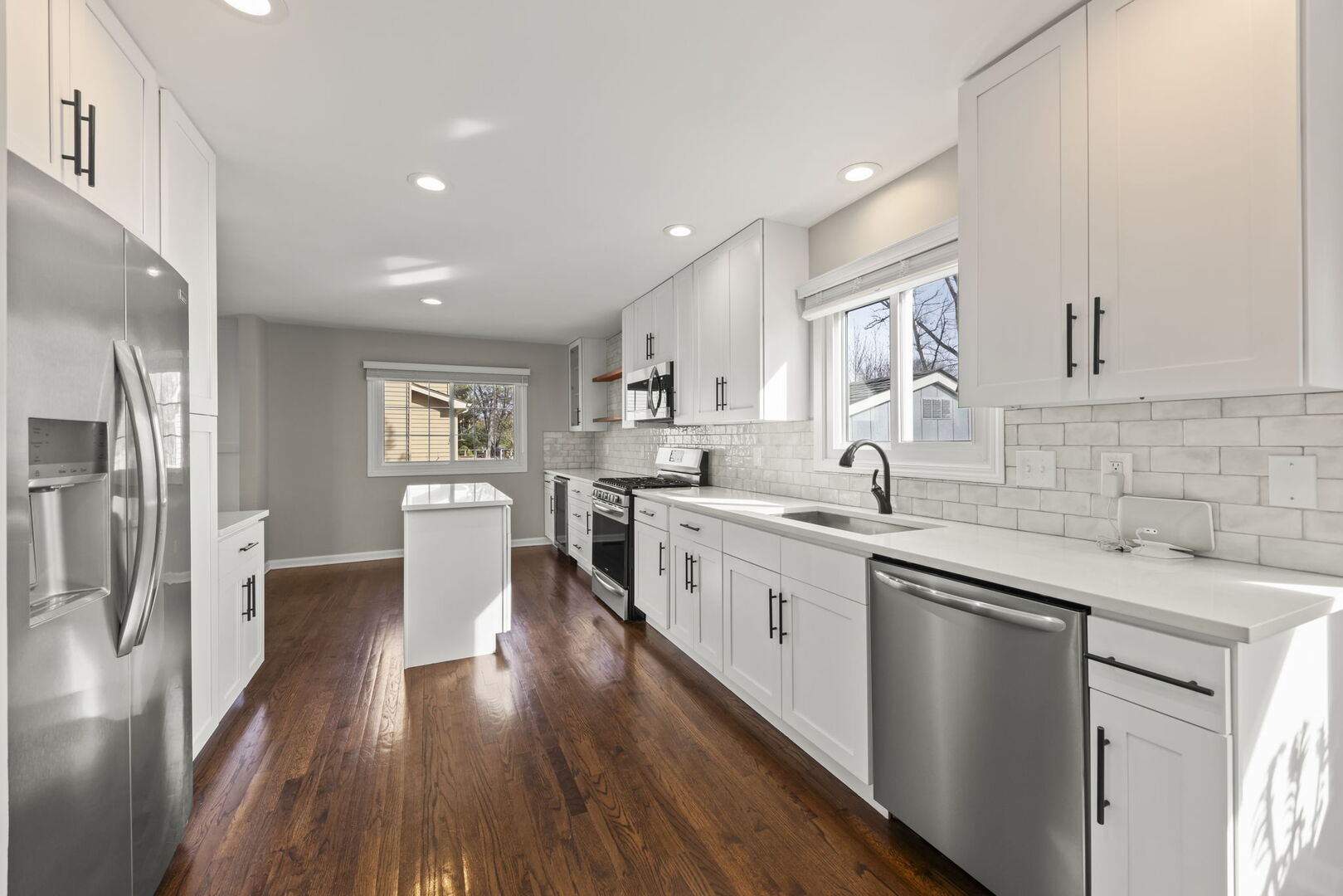 830 Cleveland Avenue Batavia, IL 60510 - Photo 12 of 43 Gallery Image 12