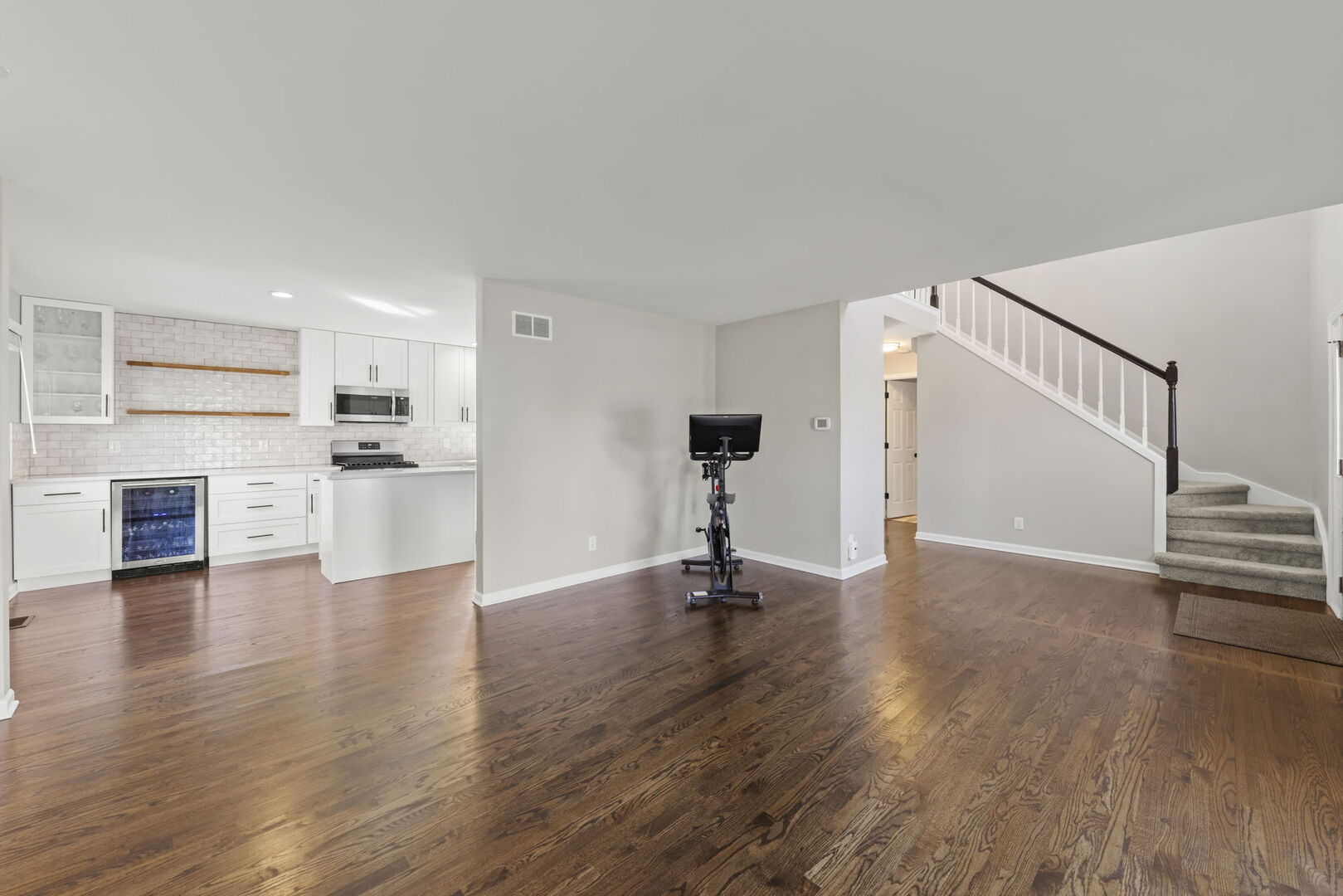 830 Cleveland Avenue Batavia, IL 60510 - Photo 8 of 43 Gallery Image 8