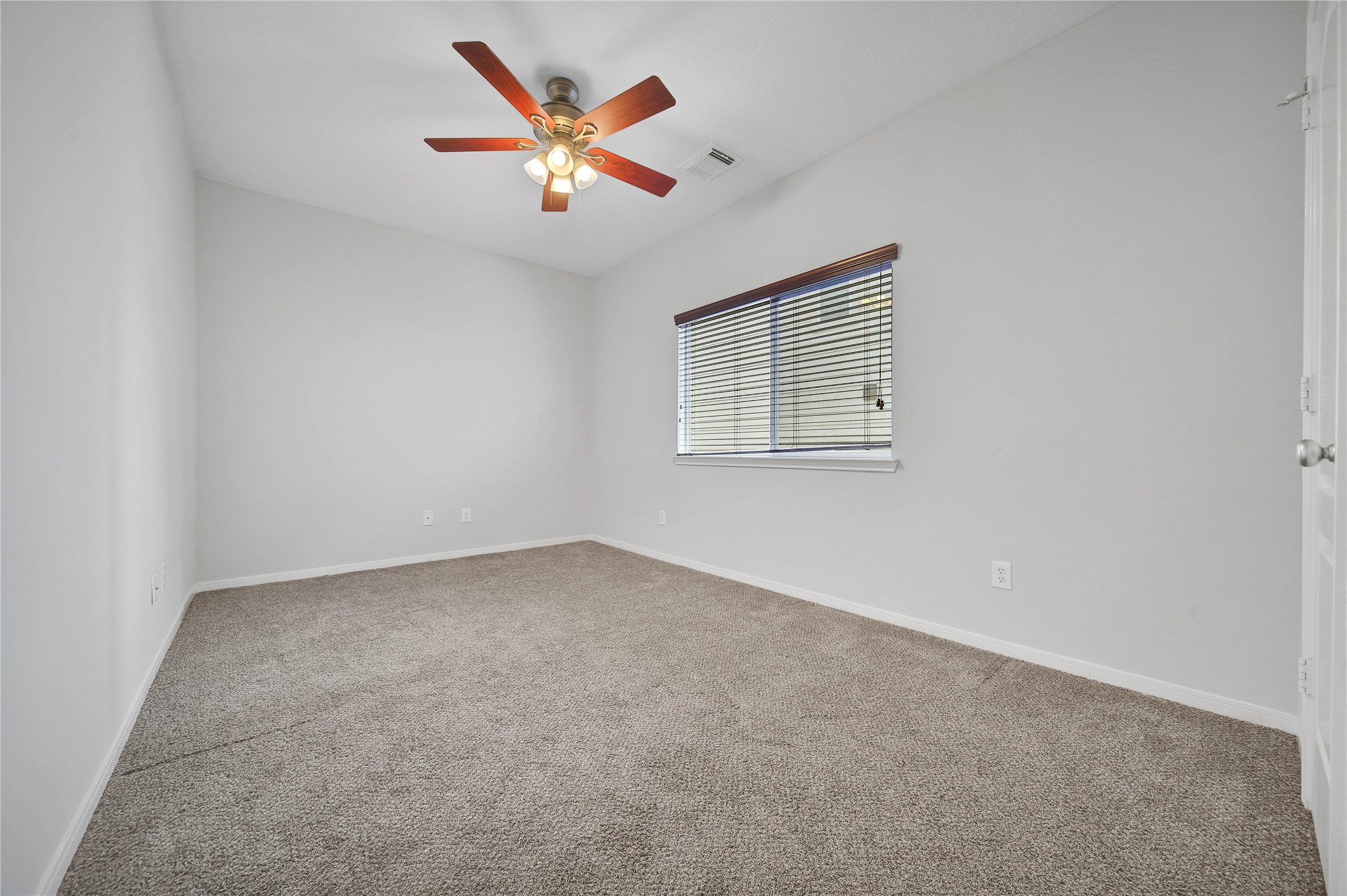 2618 Shady Acres Court Houston, TX 77008 - Photo 35 of 40