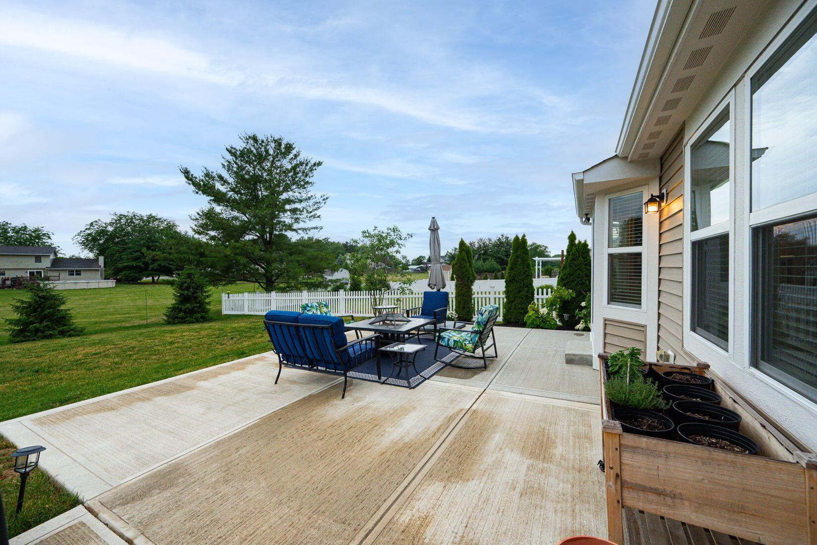 472 Randall Road Delaware, OH 43015 - Photo 44 of 57 Patio