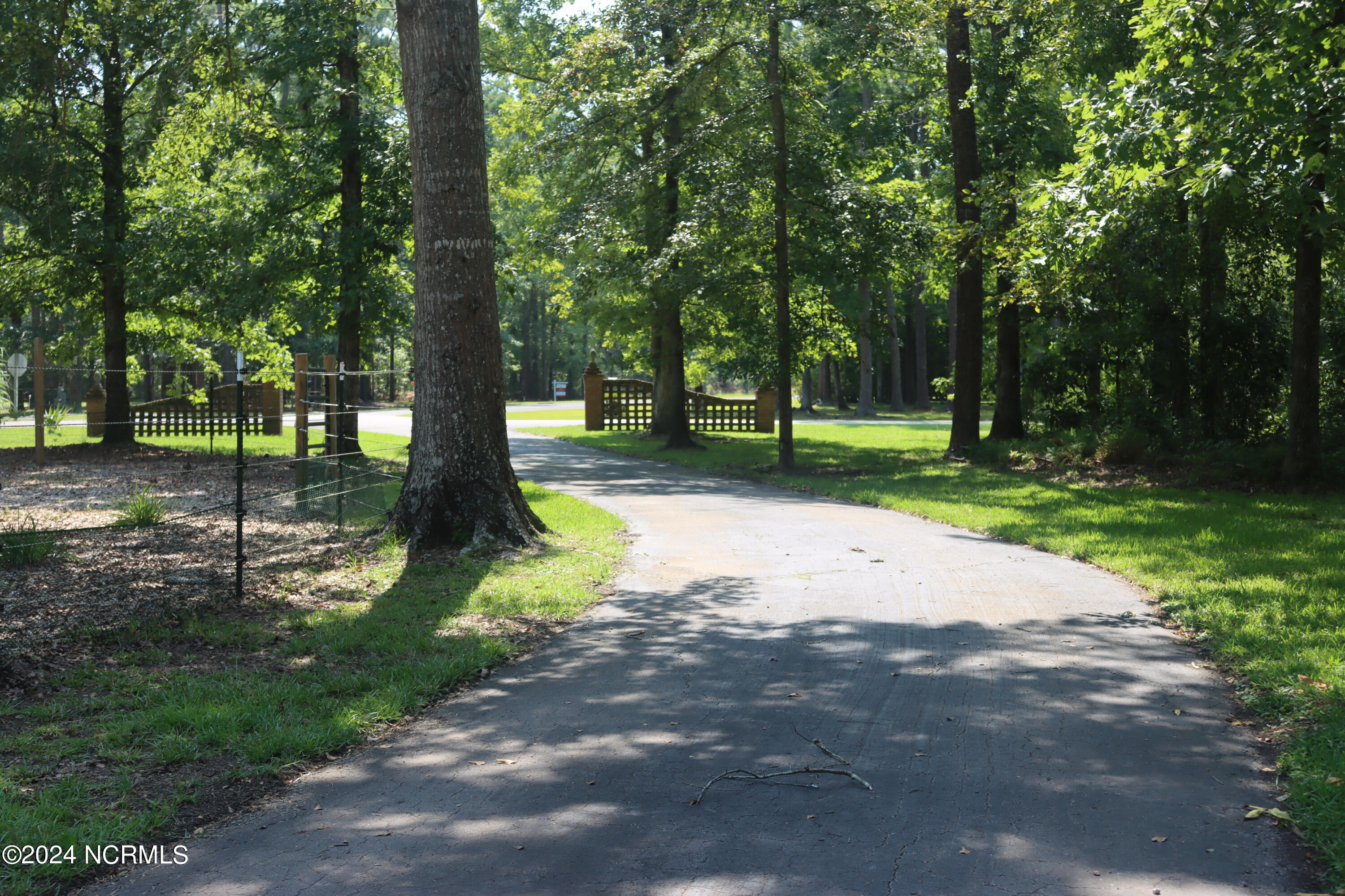 12 Spinnaker Point Road North Oriental, NC 28571 - Photo 39 of 60 IMG_3028