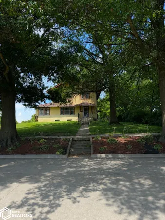 $110,000 | 205 Shellway Drive, Mount Ayr, IA 50854