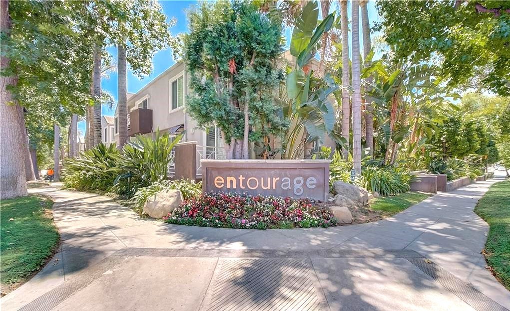 355 North Maple Street, Unit 203 Burbank, CA 91505 - Photo 14 of 15 a sign on the side of a building