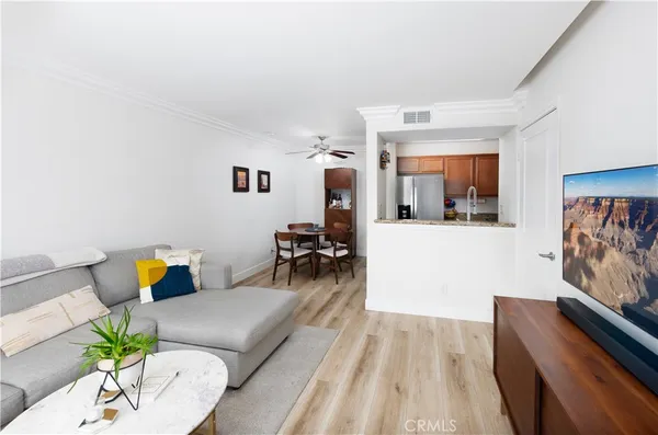 $535,000 | 355 North Maple Street, Unit 203, Burbank, CA 91505