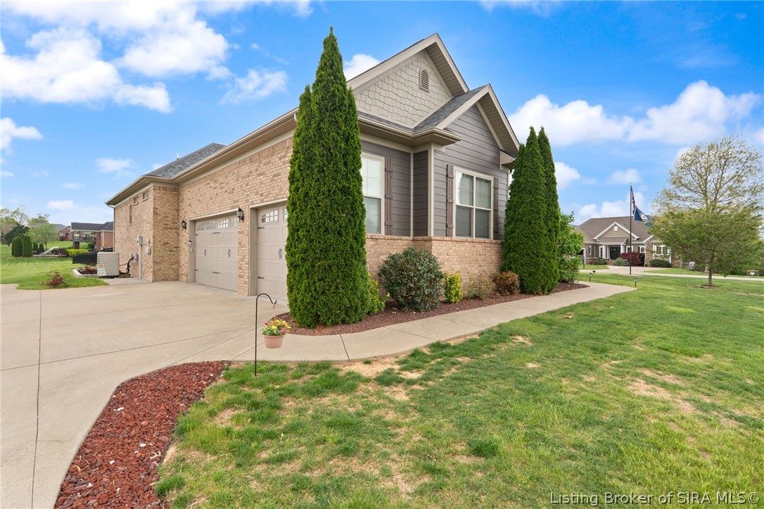 6211 Cypress Cove Georgetown, IN 47122 - Photo 4 of 64