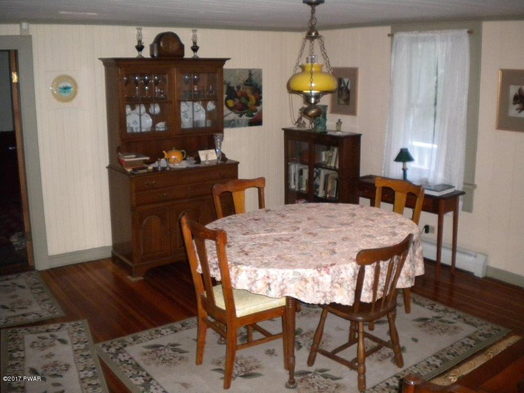 204 Lcpl Jacob Beisel Road Lackawaxen, PA 18435 - Photo 17 of 39 Dining room