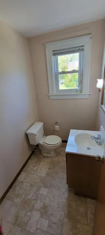 $165,000 | 313 North Hudson Avenue, Spring Valley, MN 55975