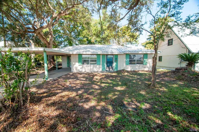 $165,000 | 4704 Highway 182, Patterson, LA 70392