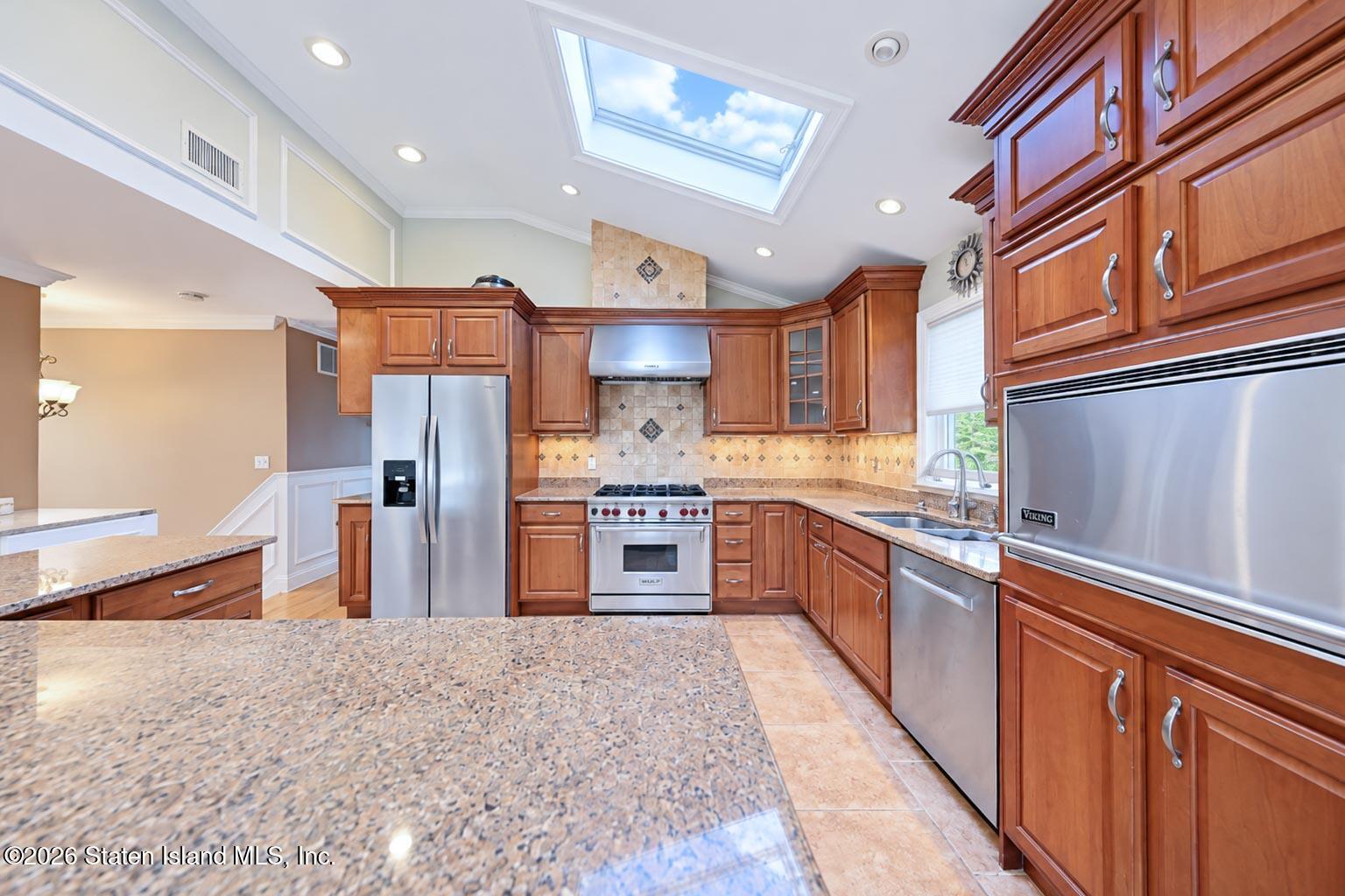 643 Rathbun Avenue Staten Island, NY 10312 - Photo 31 of 45 35