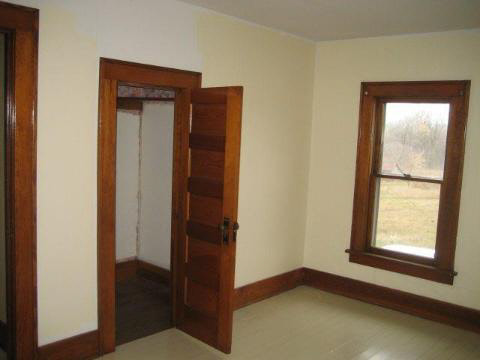 1502 Laberdee Road Adrian, MI 49221 - Photo 10 of 11 918572-9.JPG