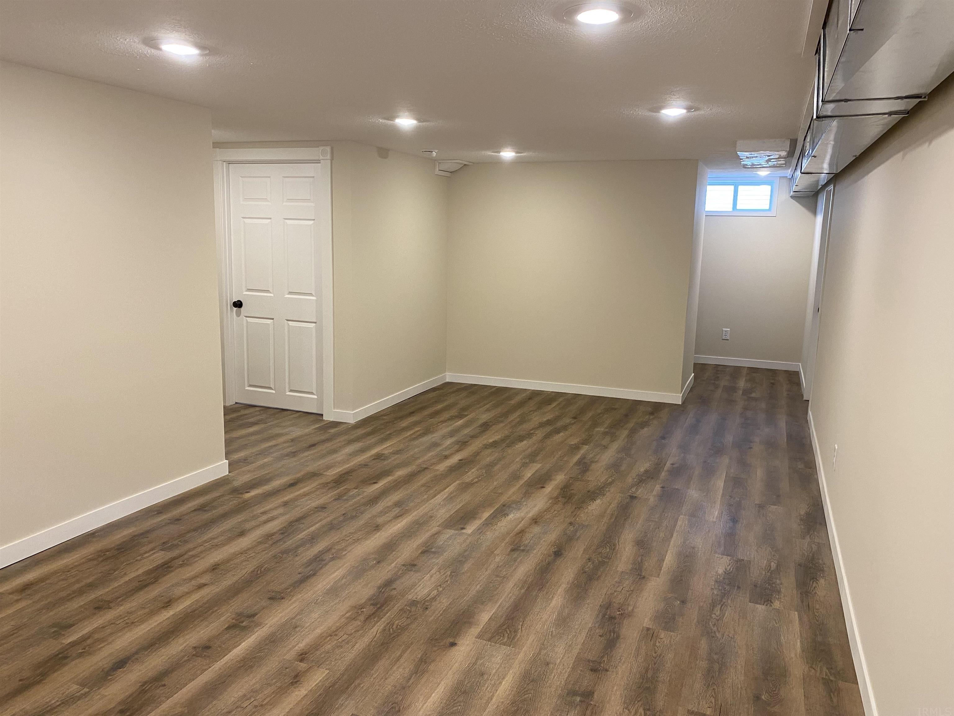 923 Jackson Boulevard Rochester, IN 46975 - Photo 23 of 36 Gallery Image 23