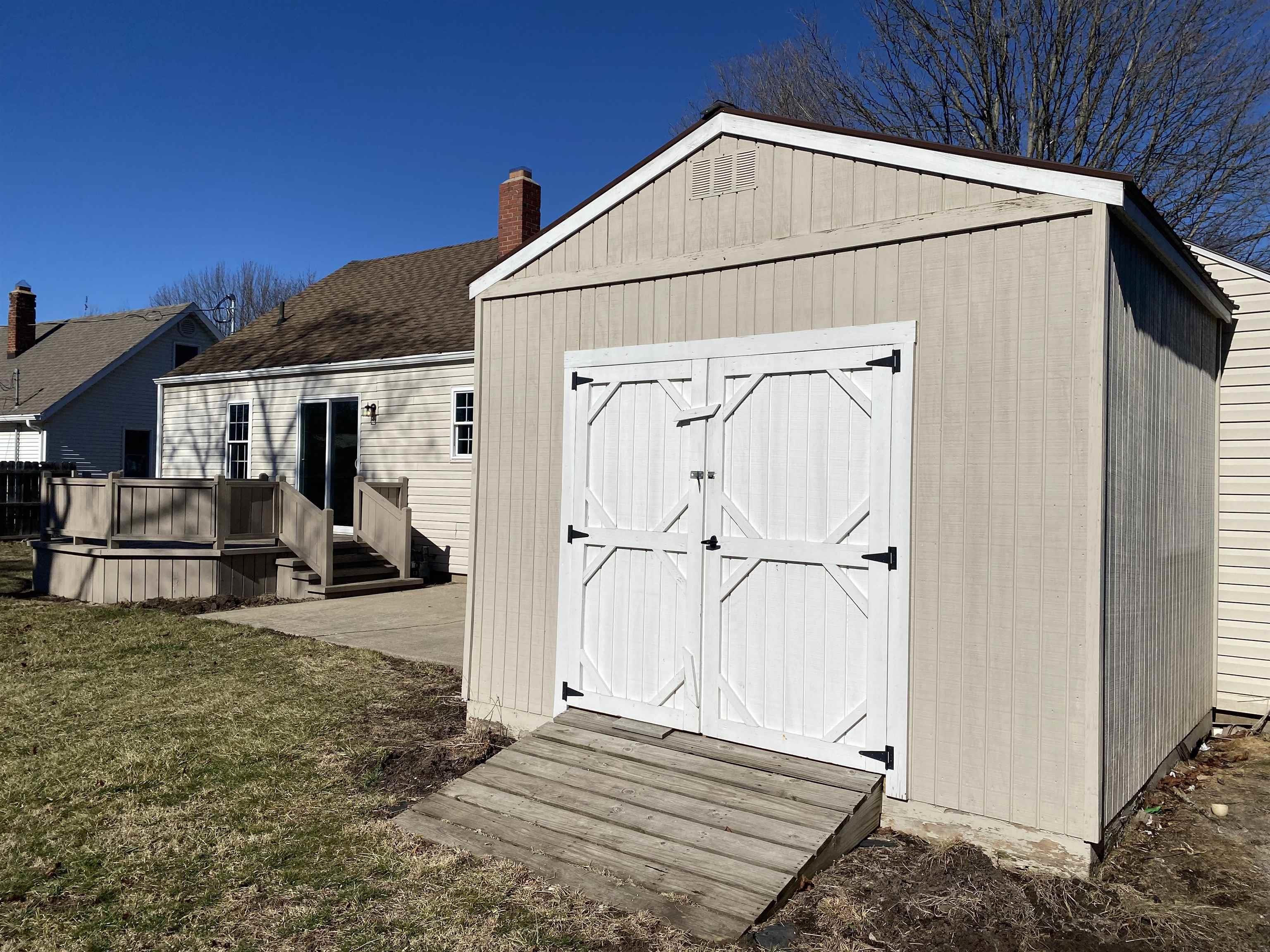 923 Jackson Boulevard Rochester, IN 46975 - Photo 31 of 36 Gallery Image 31