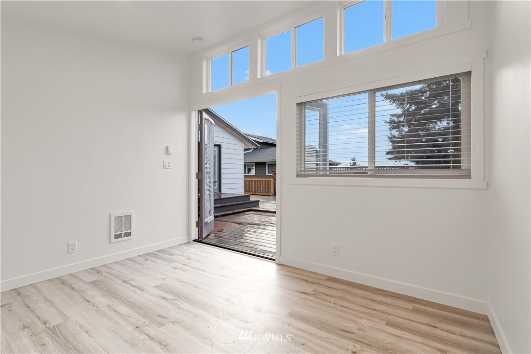 1220 North 32nd Street Renton, WA 98056 - Photo 26 of 32