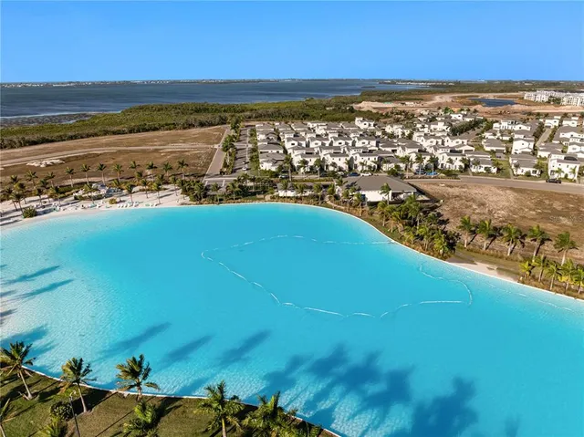 $1,550,000 | 6317 Turtle Grass Drive, Bradenton, FL 34210