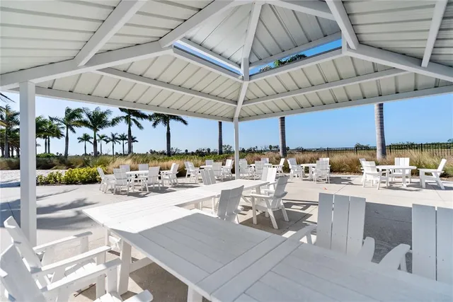 $1,550,000 | 6317 Turtle Grass Drive, Bradenton, FL 34210