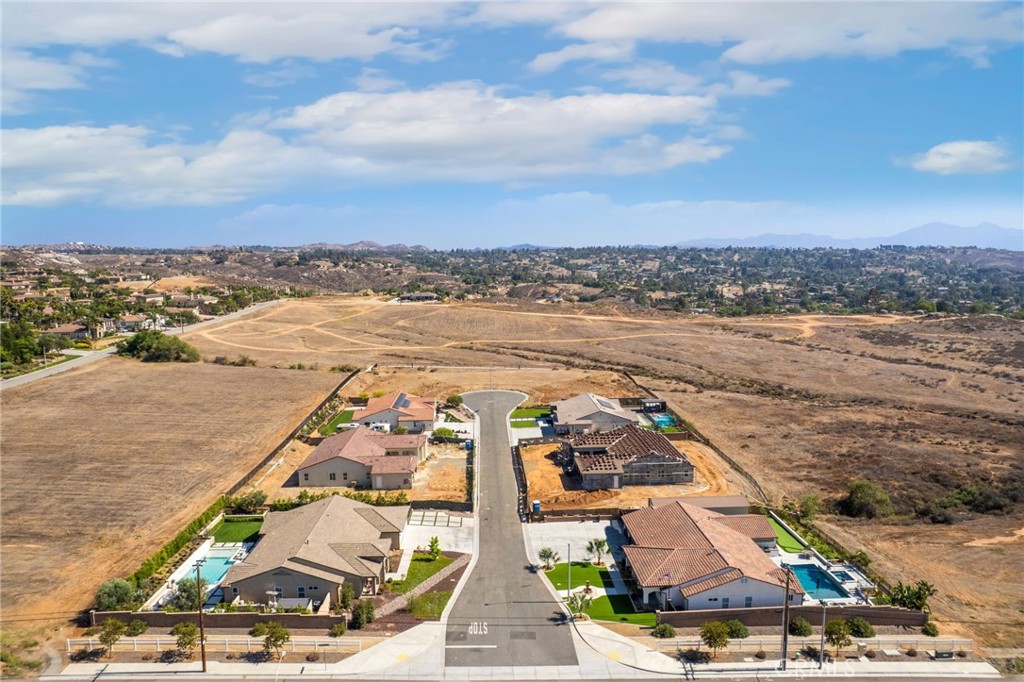 7948 Featherstone Court Riverside, CA 92506 - Photo 12 of 15