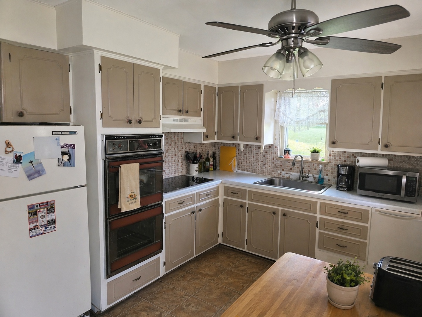 247 Maple Street Chester, IL 62233 - Photo 3 of 11