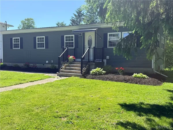 $194,900 | 4 Jackson Avenue, Batavia City, NY 14020