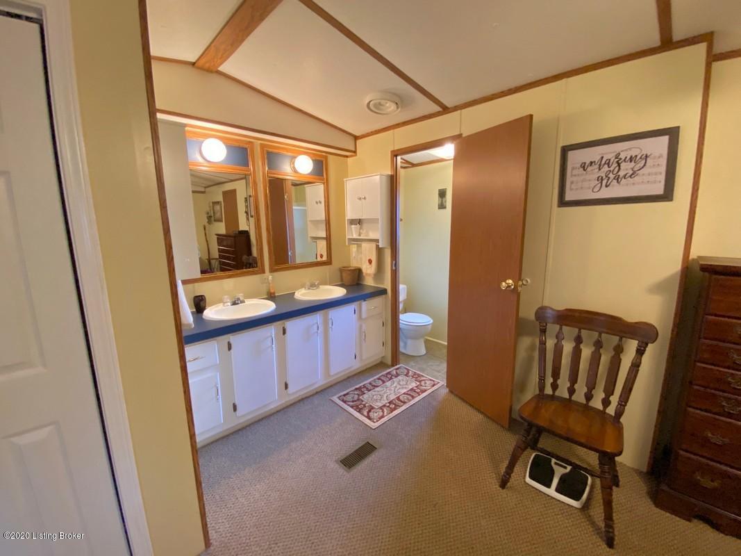 5206 Anneta Road Leitchfield, KY 42754 - Photo 22 of 44 3 bed, 2 bath home with possible 4th bedroom on corner lot for sale in Leitchfield KY.