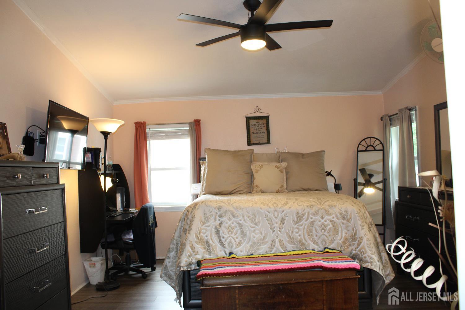 19 Twain Road North Brunswick, NJ 08902 - Photo 13 of 27 Gallery Image 13
