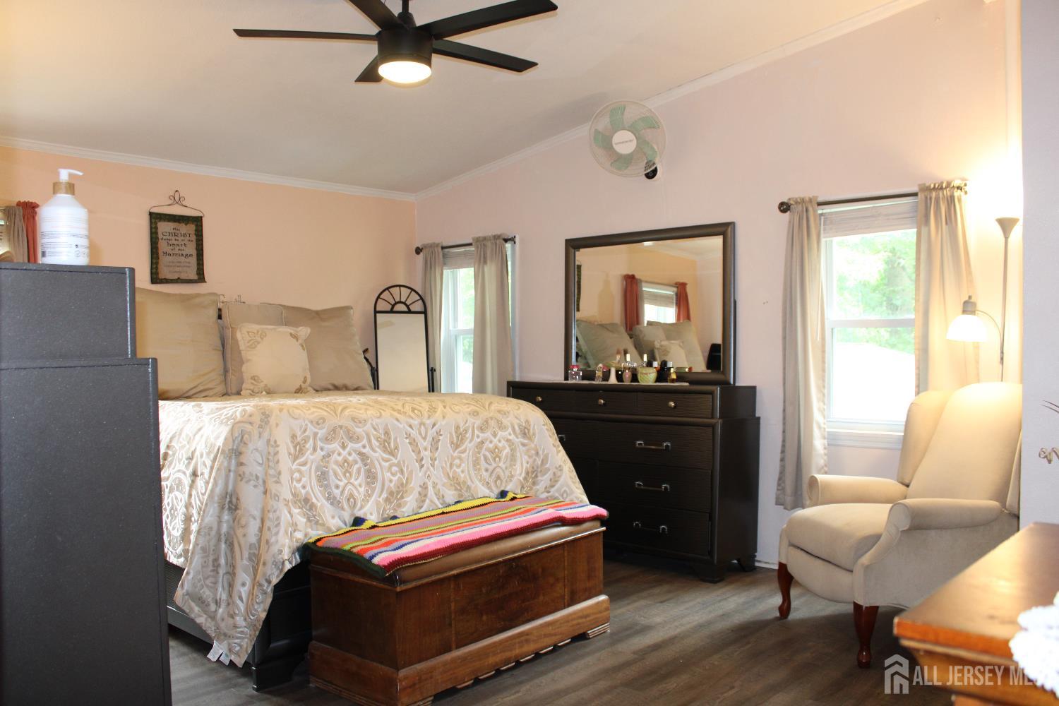 19 Twain Road North Brunswick, NJ 08902 - Photo 14 of 27 Gallery Image 14