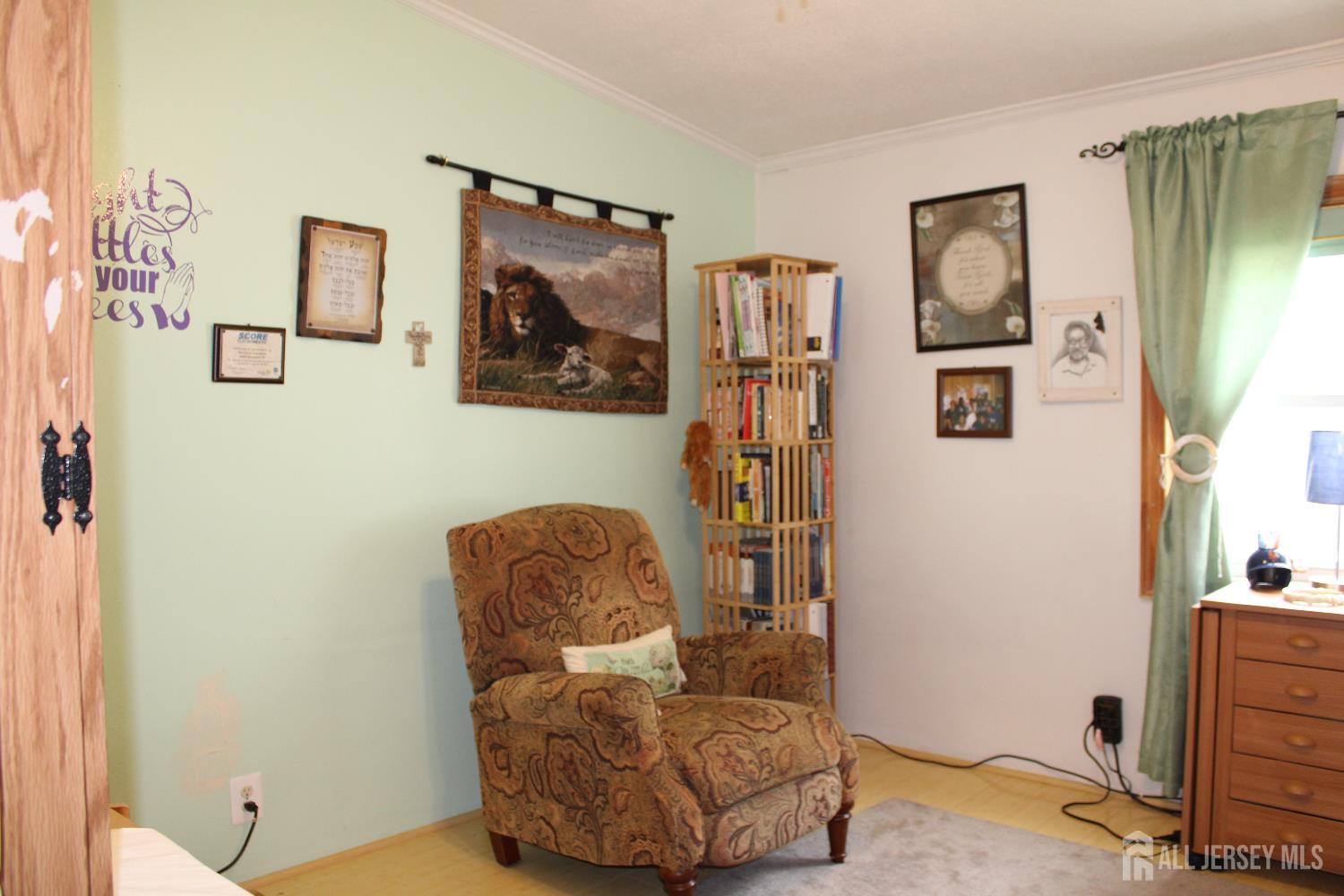 19 Twain Road North Brunswick, NJ 08902 - Photo 21 of 27 Gallery Image 21