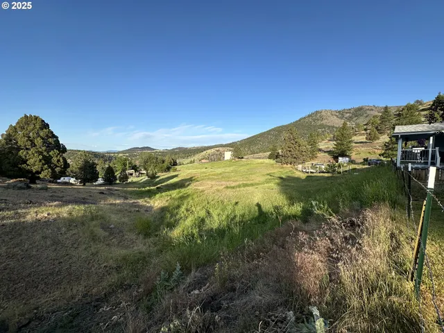 $380,000 | 27028 Adam Road, Canyon City, OR 97820