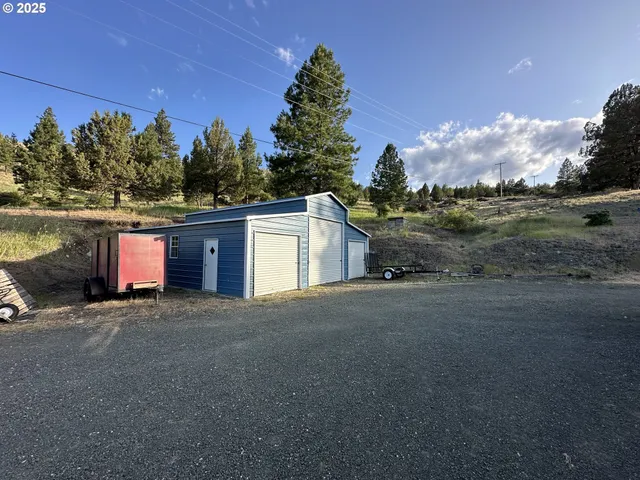 $380,000 | 27028 Adam Road, Canyon City, OR 97820