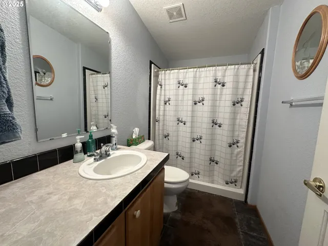 $380,000 | 27028 Adam Road, Canyon City, OR 97820