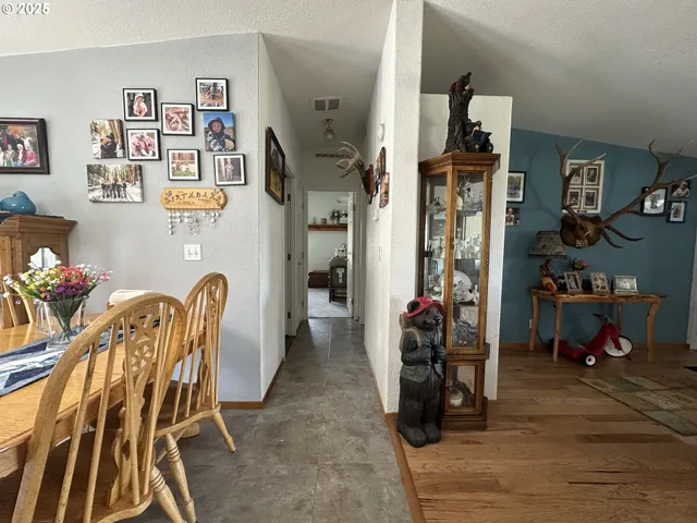 $380,000 | 27028 Adam Road, Canyon City, OR 97820