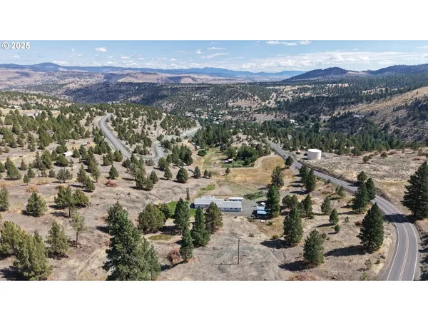 $380,000 | 27028 Adam Road, Canyon City, OR 97820