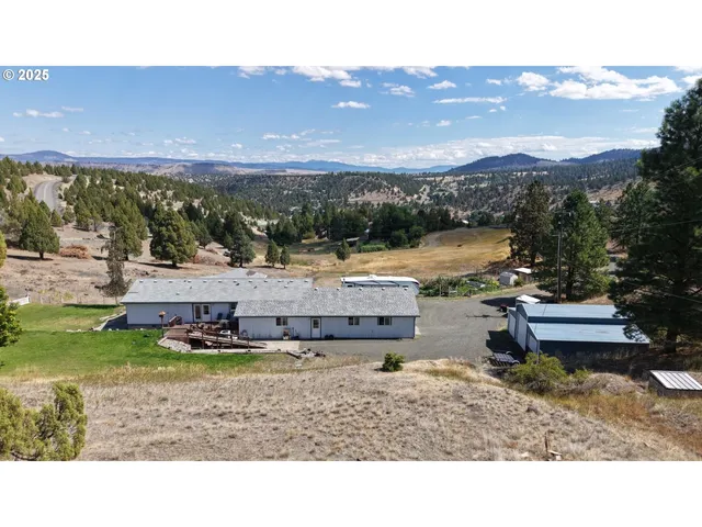 $380,000 | 27028 Adam Road, Canyon City, OR 97820