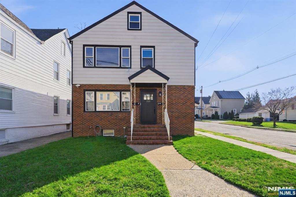 210 Chestnut Street, Unit #2 Garfield, NJ 07026 - Photo 13 of 14