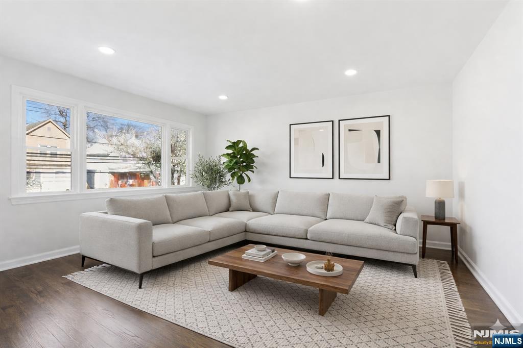 210 Chestnut Street, Unit #2 Garfield, NJ 07026 - Photo 5 of 14