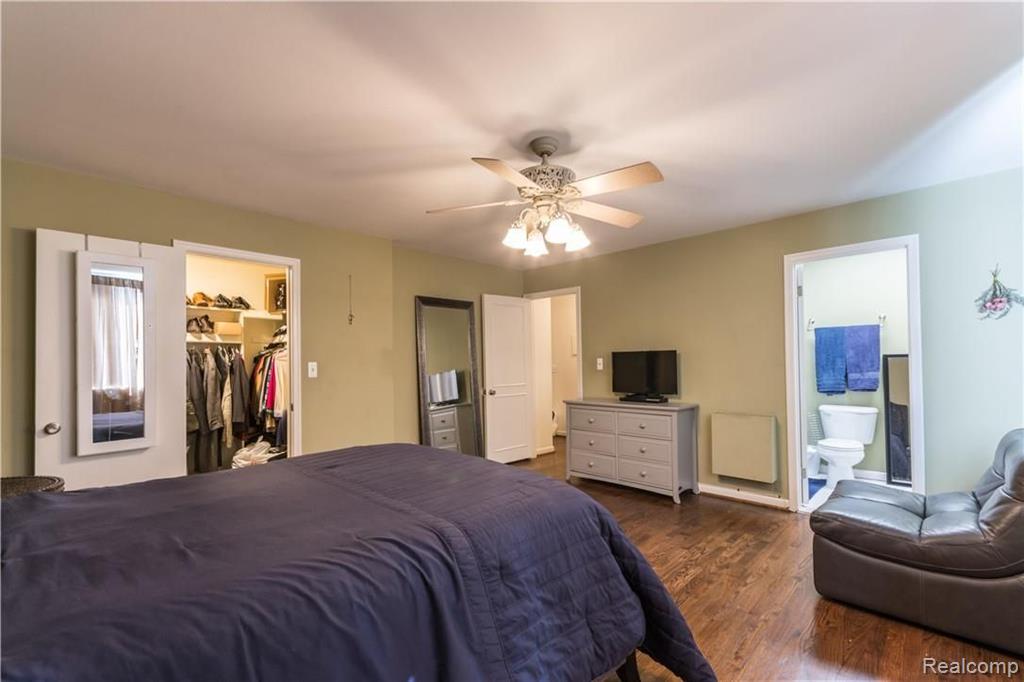 4043 West Maple Road, Unit D Bloomfield Hills, MI 48301 - Photo 18 of 24