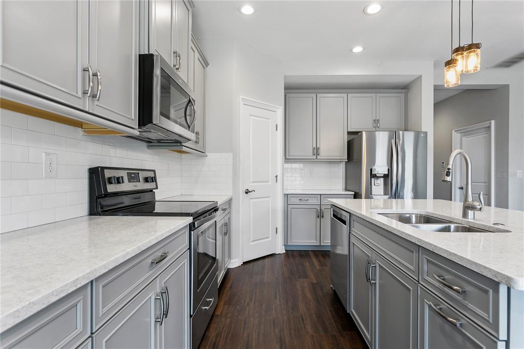 1221 Montgomery Bell Road Wesley Chapel, FL 33543 - Photo 8 of 32