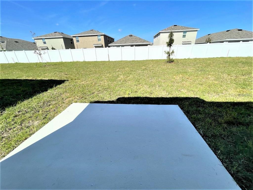 550 Calico Scallop Street Ruskin, FL 33570 - Photo 13 of 36