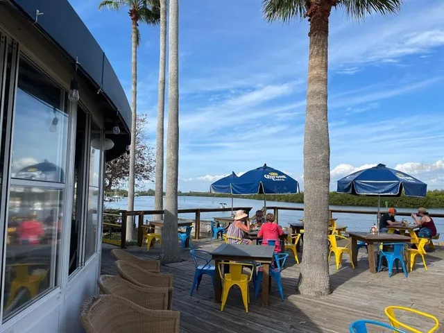 $2,200 | 550 Calico Scallop Street, Ruskin, FL 33570