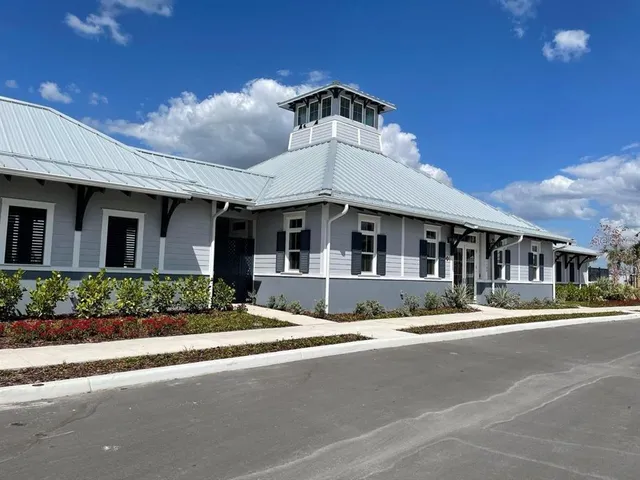 $2,200 | 550 Calico Scallop Street, Ruskin, FL 33570