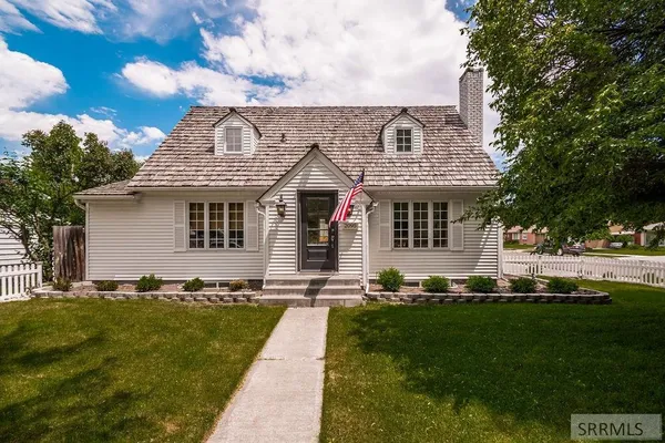 $525,000 | 2095 S Boulevard, Idaho Falls, ID 83404