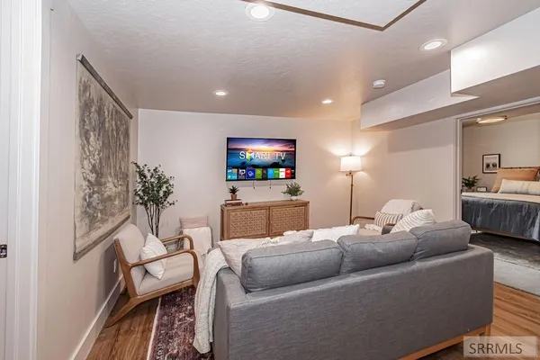 $525,000 | 2095 S Boulevard, Idaho Falls, ID 83404