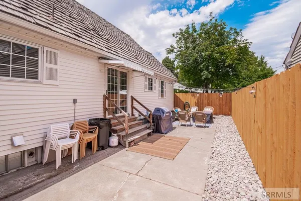 $525,000 | 2095 S Boulevard, Idaho Falls, ID 83404